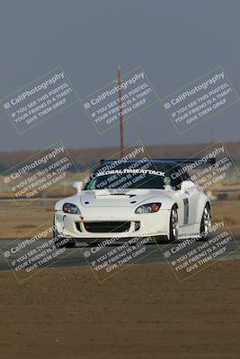 media/Nov-12-2022-GTA Finals Buttonwillow (Sat) [[f6daed5954]]/Group 3/Session 1 (Sweeper)/